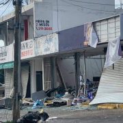 Explosión de comercio en Mérida: Desastre en plaza comercial