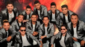 El grupo Máster Kumbia llegará con sus grandes éxitos al Teatro del Pueblo de la Feria Xmatkuil 2024. 