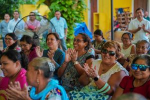 La Presidenta Municipal Cecilia Patrón reiteró que Las mujeres son indispensables en Mérida, y juegan un papel fundamental en la economía local, la producción de alimentos y la conservación del medio ambiente.