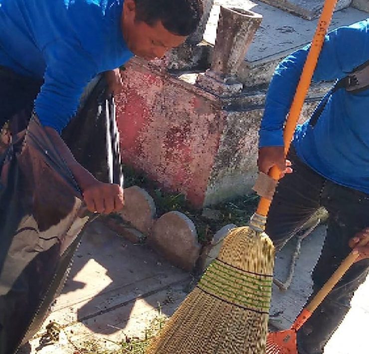 Los horarios de visita en los panteones de Mérida serán de 8:00 a 18:00 horas el 1 y 2 de noviembre. Las misas del día 2 se llevarán a cabo en los horarios tradicionales: Chuburná y Florido a las 9:00 horas, Xoclán a las 10:00 horas y General a las 11:00 horas.