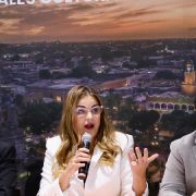 De acuerdo con datos proporcionados por la Alcaldesa Cecilia Patrón, de cada 100 pesos que se generan en Mérida, 11 provienen del turismo, lo que lo convierte en un sector clave para la construcción de justicia social en la ciudad.