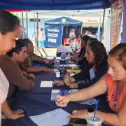 Esta Feria del empleo en el sur de Mérida no solo busca conectar a las personas con empleos temporales para la Feria de Xmatkuil que se realizará del 8 de noviembre al 1 de diciembre, sino también crear oportunidades permanentes que mejoren la calidad de vida de las familias en estas comisarías.
