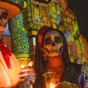 El Ayuntamiento de Mérida ha logrado crear una conexión única con la comunidad a través de la jornada “Las ánimas toman Mérida”, demostrando el compromiso de acercar la oferta cultural a todas las colonias y comisarías.