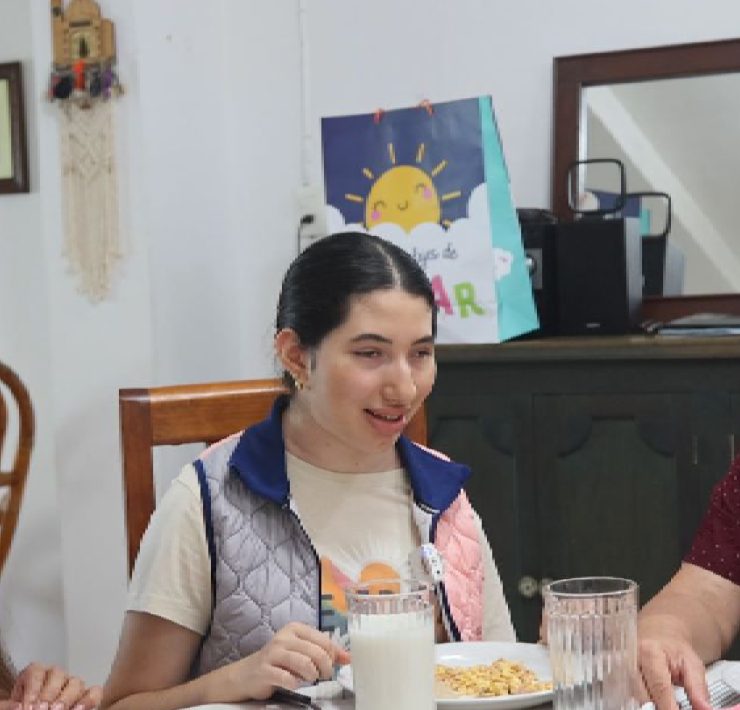 El acuerdo firmado por el Gobernador Díaz Mena y la doctora Claudia Sheinbaum permite que el apoyo bimestral de la Pensión Universal para personas con discapacidad sea de más de 2,900 pesos.