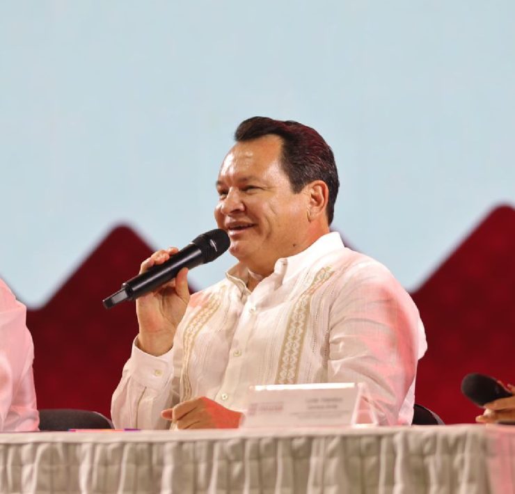 El Gobernador de Yucatán, Joaquín Díaz Mena, destacó que el 50 aniversario de la Feria de Xmatkuil recibirá cerca de 3 millones de visitantes.