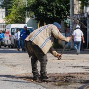 Durante el primer mes de la gestión de Cecilia Patrón como alcaldesa de Mérida, se han implementado intensivas acciones de bacheo que abarcan tanto colonias como comisarías del municipio.