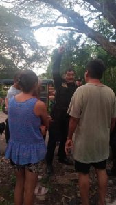 Habitantes denunciaron discriminación a comunidad maya, por parte de un hotel de lujo que está cerca, por lo que bloqueron el acceso de los turistas que ahí se hospedan. 