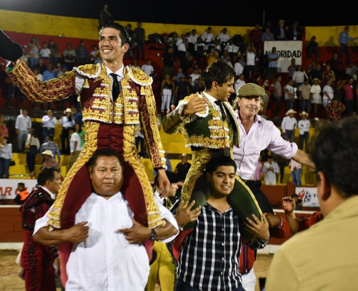 ¡Gloria en el Ruedo! Adame y ‘El Calita’ triunfan en la Plaza de toros Mérida