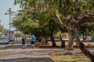 El Parque de la Alemán además de ser un lugar, idóneo para hacer ejercicio por su amplio espacio, también se puede socializar con más personas. 