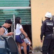 ¡Terrible accidente! Bebé termina en el hospital tras choque de motos