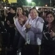 Díaz Mena asistió al concierto de Panteón Rococo y causa revuelo en Yucatán