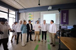 Jóvenes universitarios de Yucatán se preparan para un futuro competitivo con el apoyo de la Inteligencia Artificial, gracias al convenio entre el gobierno y Getmee.