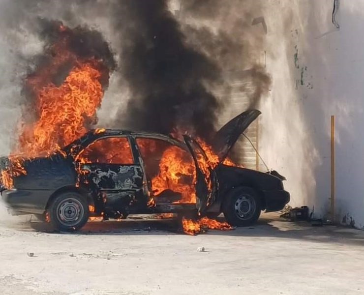 Intento de robo en Yucatán: Intentó robar la batería de un auto y provocó un incendio
