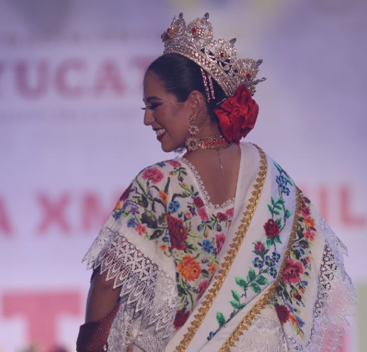 La Feria Xmatkuil tiene a su primera embajadora Detalles de la coronación
