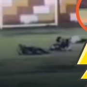 ¡Tragedia en el Campo! Rayo mata a jugador futbol en pleno partido (Video)