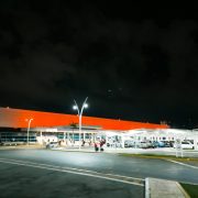 ¡Aeropuerto naranja! Un llamado global contra la violencia hacia mujeres y niñas