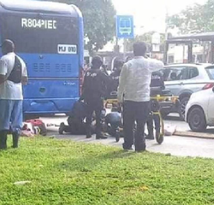 Unidad de Va y Ven atropella señora en Yucatán impactantes detalles del accidente