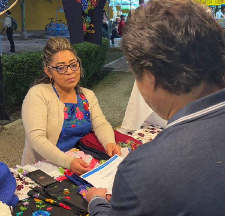 Apoyo a las Mujeres Oferentes de la Noche Mexicana Mejor futuro