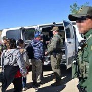 ¡Impactante! Más de 400 yucatecos deportados de Estados Unidos