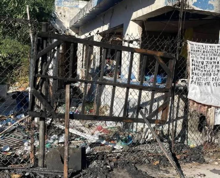 Quemaron casa de abuelito: ¡Detalles impactantes!