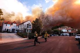 El devastador incendio en Los Ángeles ha dejado una estela de destrucción, con más de 14 mil hectáreas quemadas y múltiples víctimas fatales. Las autoridades siguen trabajando para contener los fuegos.