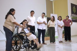 Personas altruistas y organizaciones civiles reciben distinciones por su labor en la construcción de una Mérida más justa e inclusiva.