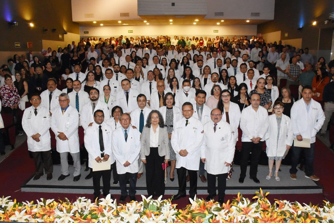 El Gobierno de Yucatán refuerza la Salud con Médicos Especialistas! Descubre cómo transformarán la atención médica
