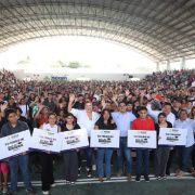 Jóvenes meridanos reciben apoyo en sus estudios compromiso con la educación
