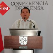 (Video) Anuncian construcción de viviendas en los Puertos de Yucatán para familias jóvenes