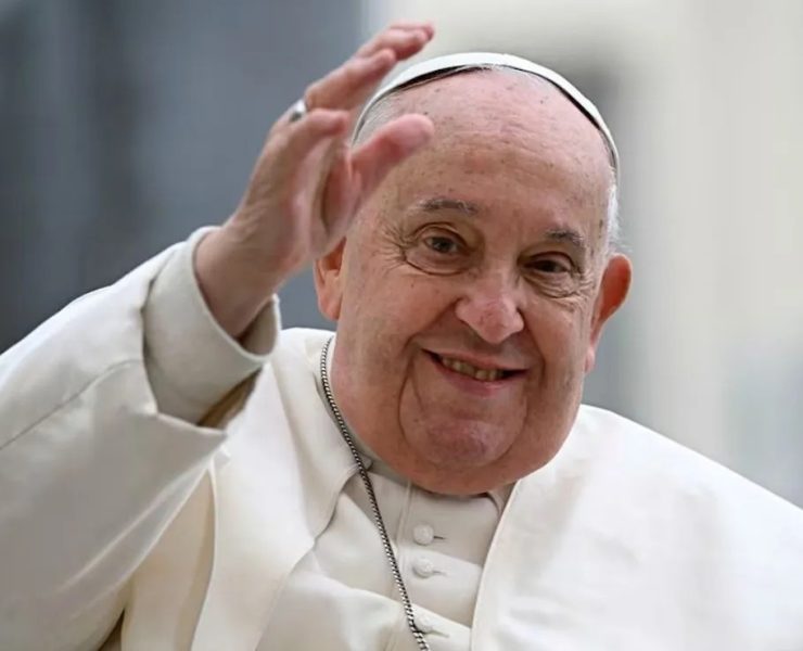 ¡Emoción en el Vaticano! El Papa aparecerá desde el balcón del hospital este domingo