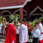 Llegó el Domingo de Ramos en Baca y así se vivió con devoción