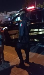 Vecinos exigen la intervención de las autoridades ante los constantes disturbios y posibles delitos vinculados a la presunta casa de citas ilegal en la calle 112 A de Ciudad Caucel.
