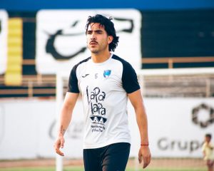 Jugadores de Venados F.C. afinan los últimos detalles antes del enfrentamiento crucial contra Mineros de Zacatecas en los cuartos de final del Clausura 2025.