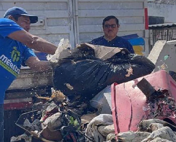 Ayuntamiento retiró grandes toneladas de residuos en predio de Mérida