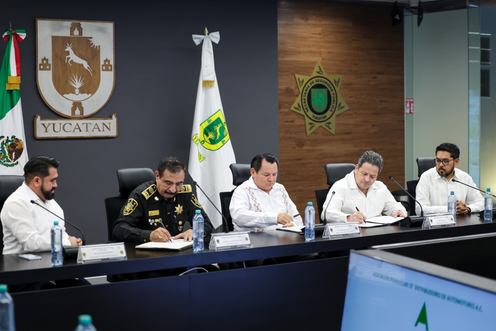 ¡Revolución en Yucatán! Gobierno y AMDA transforman el emplacamiento con sistema digital inteligente