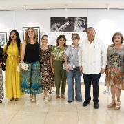 ¡Leyendas del deporte y medallistas aterrizan en Mérida! Nueva exposición en el aeropuerto