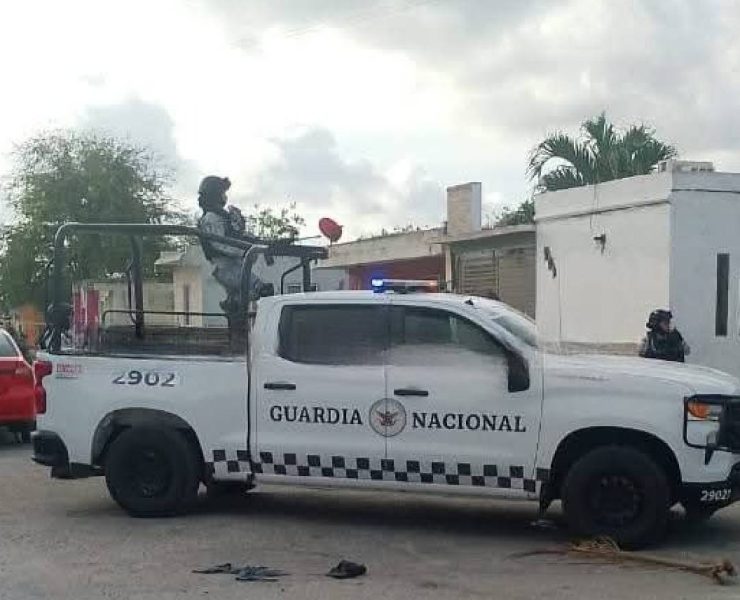 Operativo sorpresa Detuvieron a tres narcos de seis en Flamboyanes