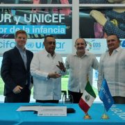 ¡Ejemplo a seguir! Reconocen a Héctor Navarrete por su lucha en favor de la infancia desde la iniciativa privada