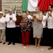  Más de 60 Años Formando Generaciones: Homenaje a Ana Rosa Villanueva Pérez en Yucatán