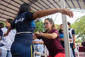 Autoridades de salud y municipales de Dzidzantún dieron inicio al programa “Entorno Aliado por tu Bienestar”, con el cual Yucatán impulsa entornos comunitarios saludables para mejorar la calidad de vida de sus habitantes.
