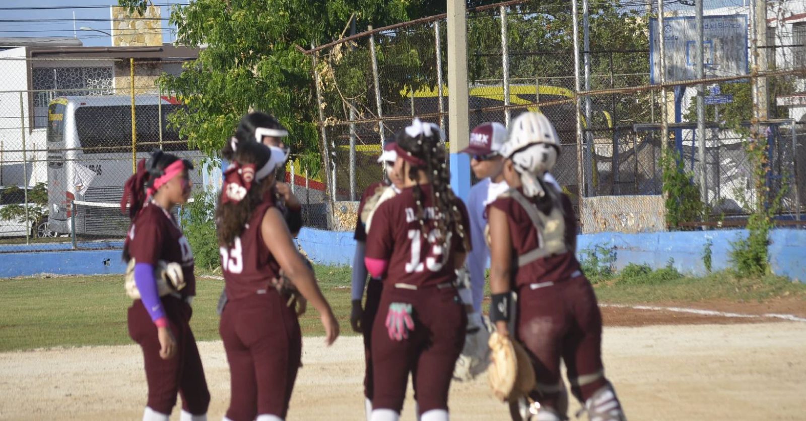 ¡Arrancó el Softbol femenil en Yucatán con grandes emociones!