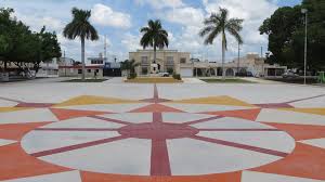 Parque de la Alemán, uno de los mejores parques de Mérida para pasear en vacaciones, con áreas verdes y actividades recreativas para todos.