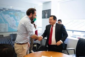 La estrategia contempla renovar flotas, implementar pagos electrónicos y extender el servicio a comunidades rurales de Yucatán.