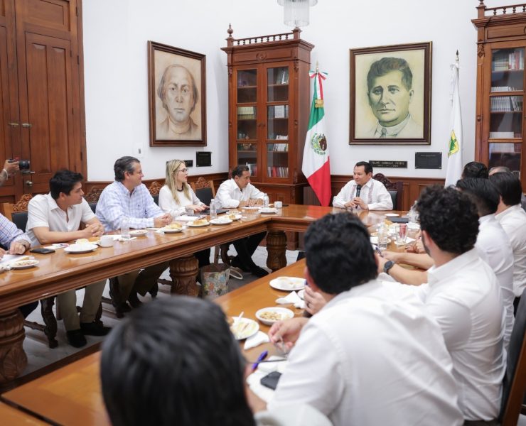 ¡Todos a bordo! Díaz Mena llama a transformar el transporte es tarea de todas y todos