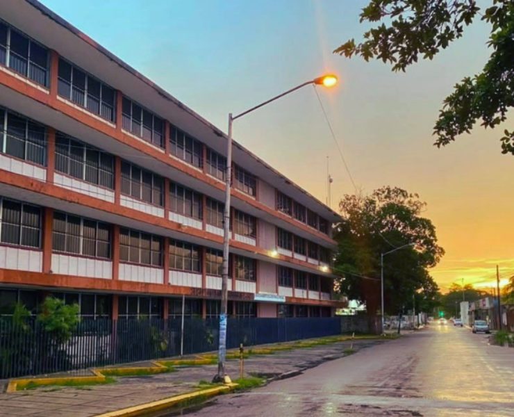 Escuela en Mérida niega reinscripción joven por denunciar bullying, podrían enfrentar acciones legales