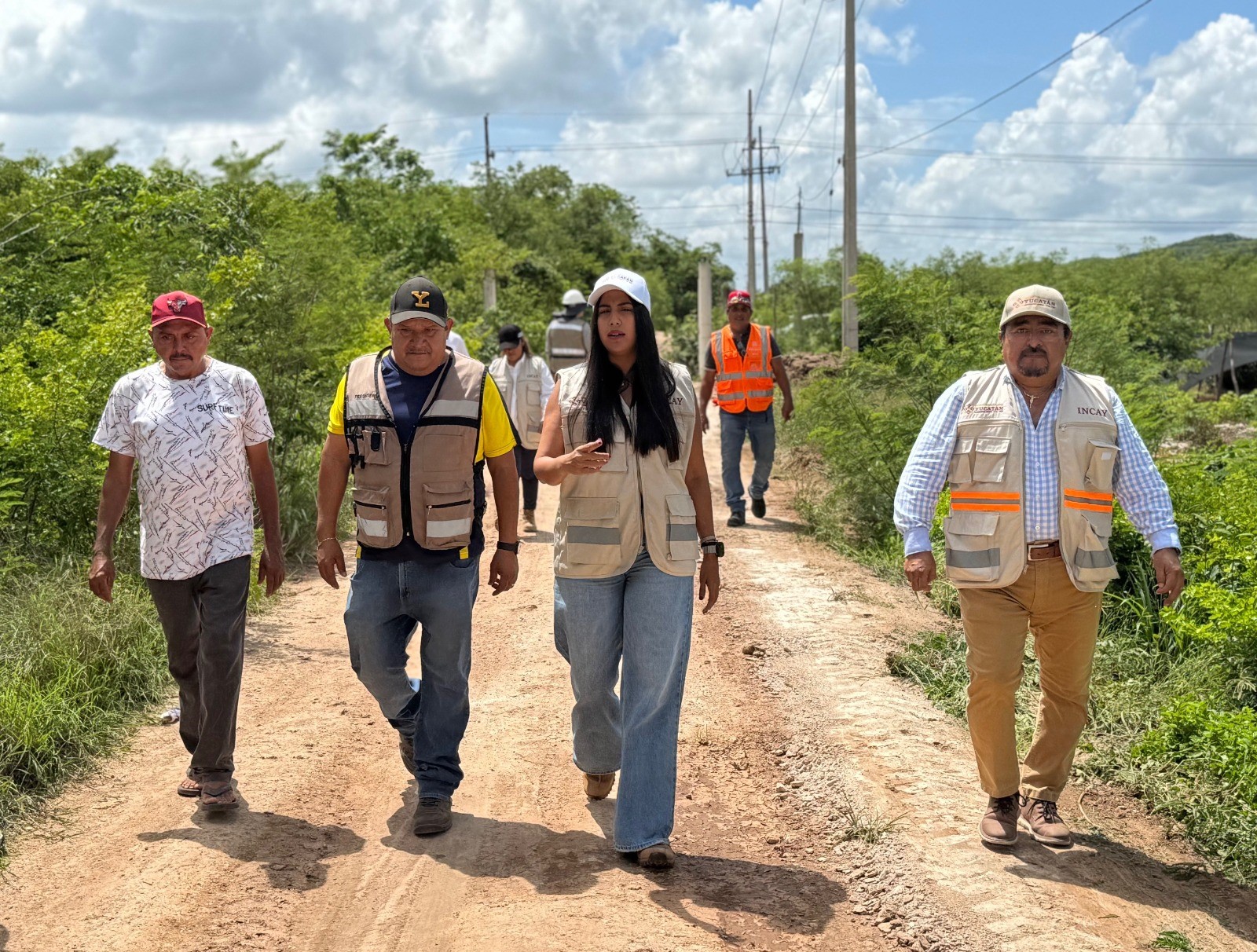 Camino al progreso: Evalúan obras sacacosechas en Sacalum