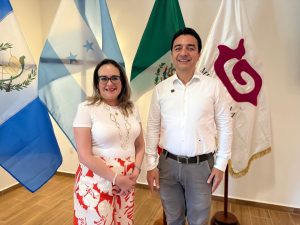 Autoridades de Yucatán anuncian que la feria turística promoverá el Mundo Maya desde Mérida, con enfoque en turismo sostenible y cooperación internacional.
