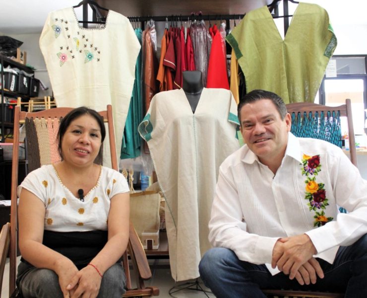 Fidelia Ek proyecta el bordado yucateco al mundo con el respaldo del Gobierno del Renacimiento Maya