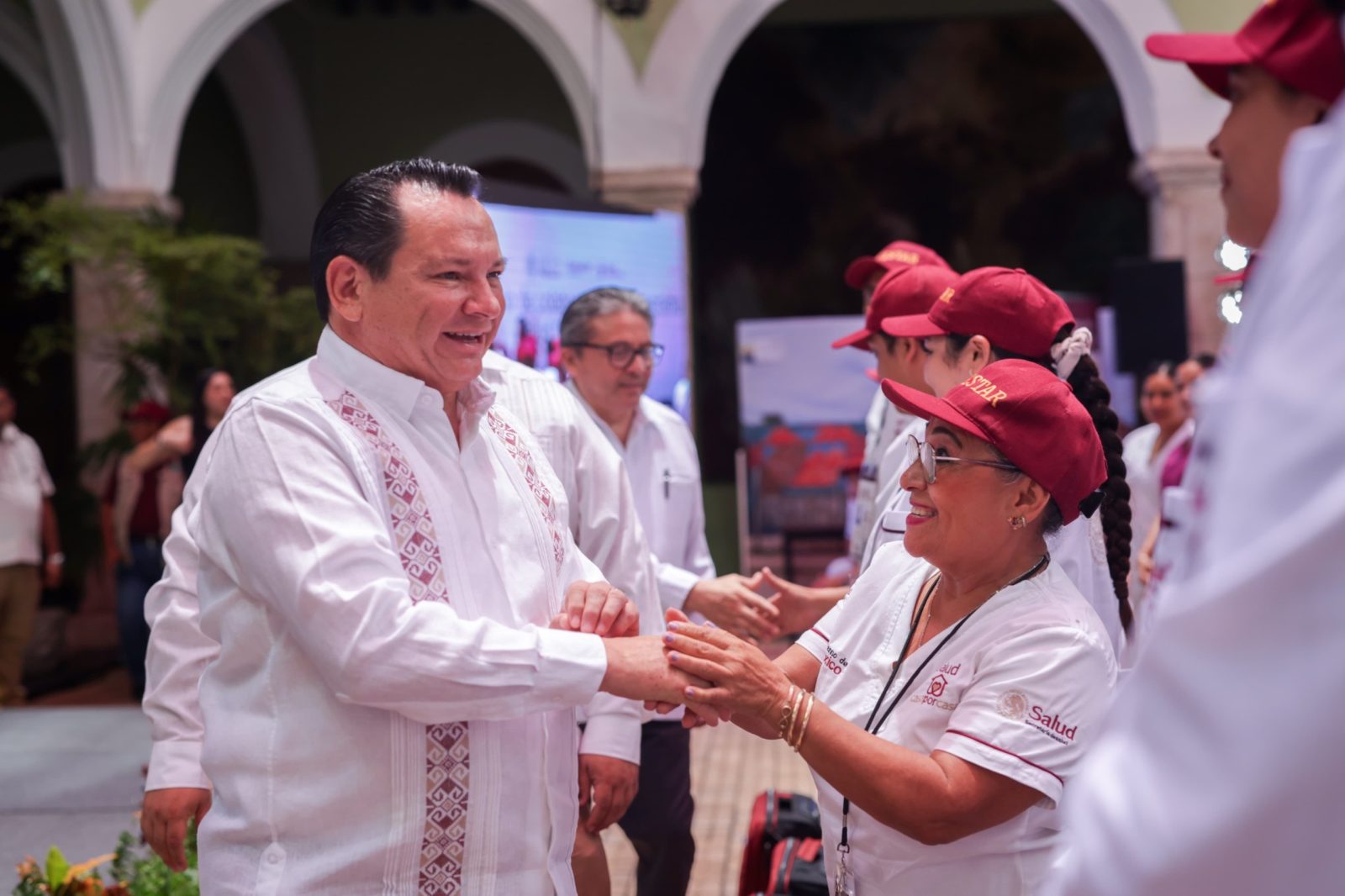 ¡Atención médica hasta tu puerta gratis! Firman convenio “Salud casa por casa” en Yucatán