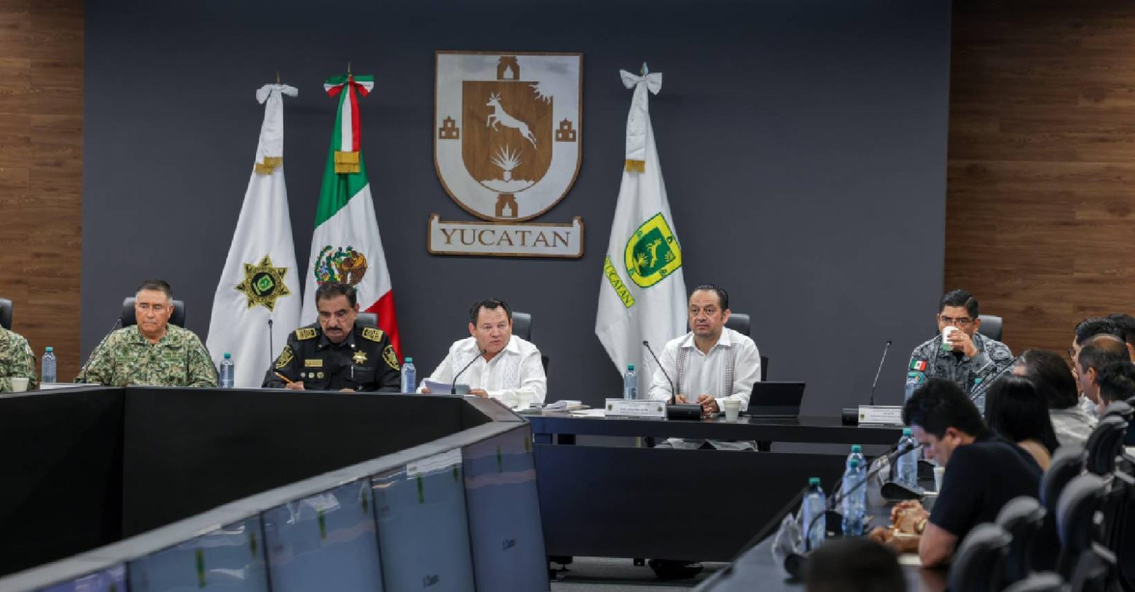 Joaquín Díaz Mena reafirma compromiso con la seguridad de Yucatán